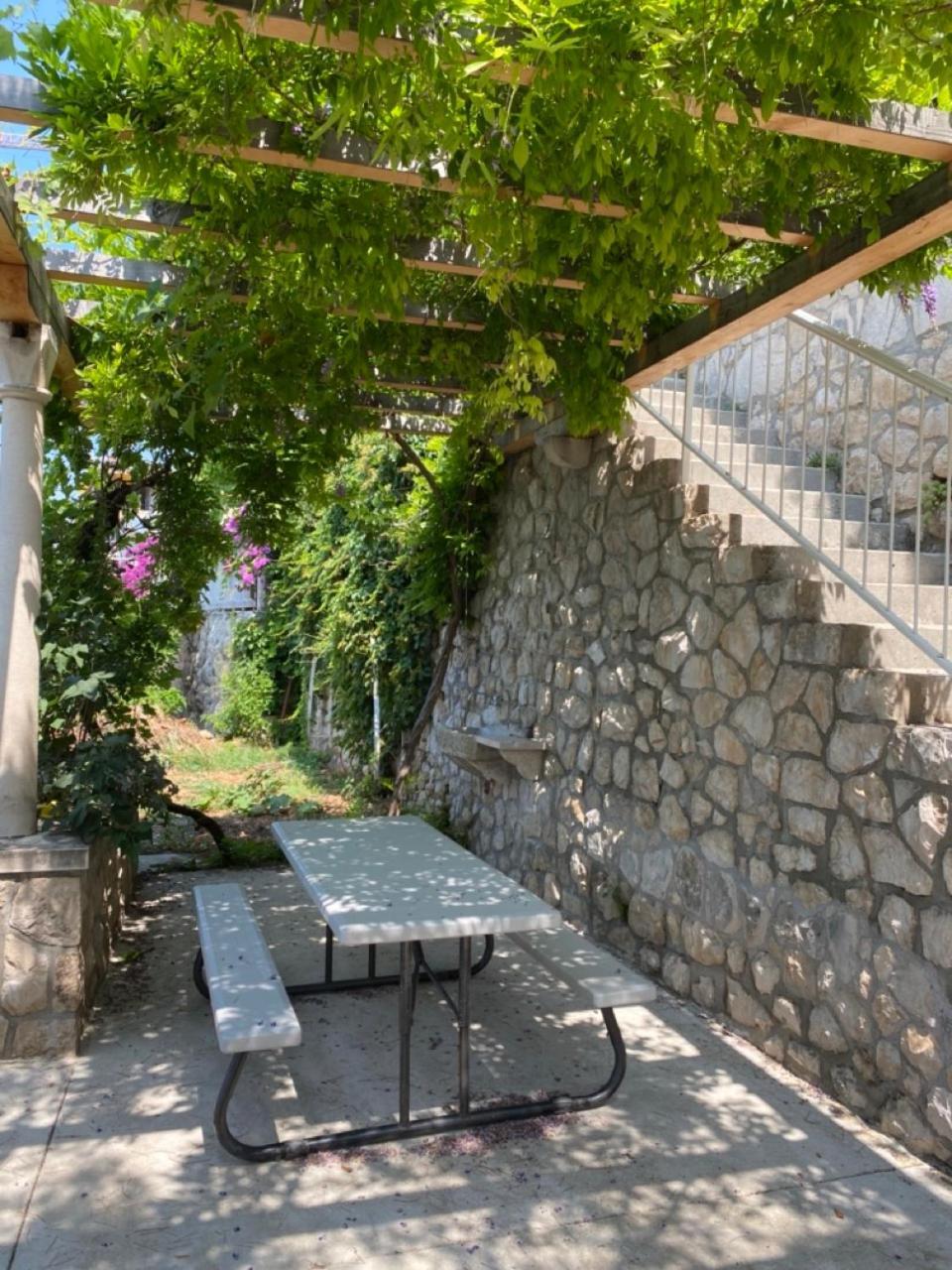 Charming Seafront Stay At Villa Mara Dubrovnik Exteriör bild